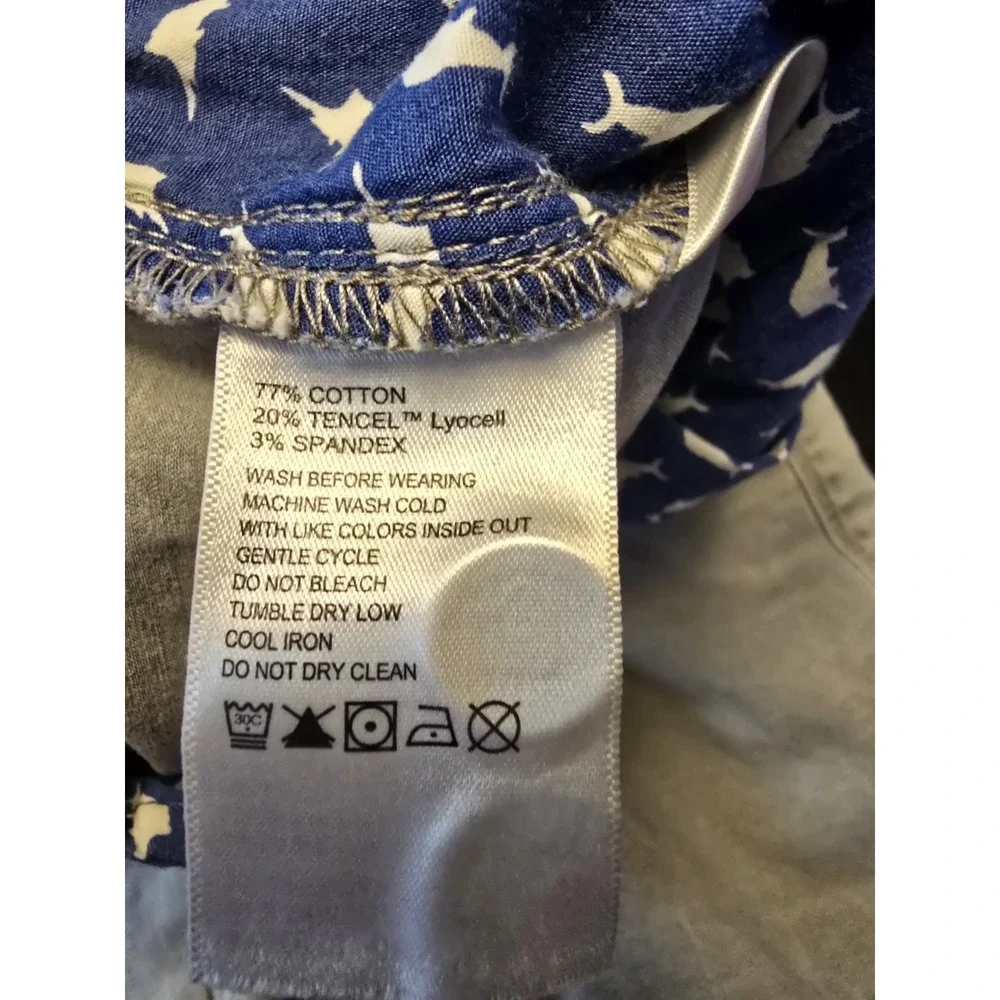 Tommy Bahama Boracay Shorts Men's 42LG Gray Chino Cotton Tencel Stretch Shark‎